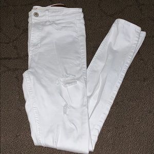 HOLLISTER HIGHRISE SUPER SKINNY JEAN